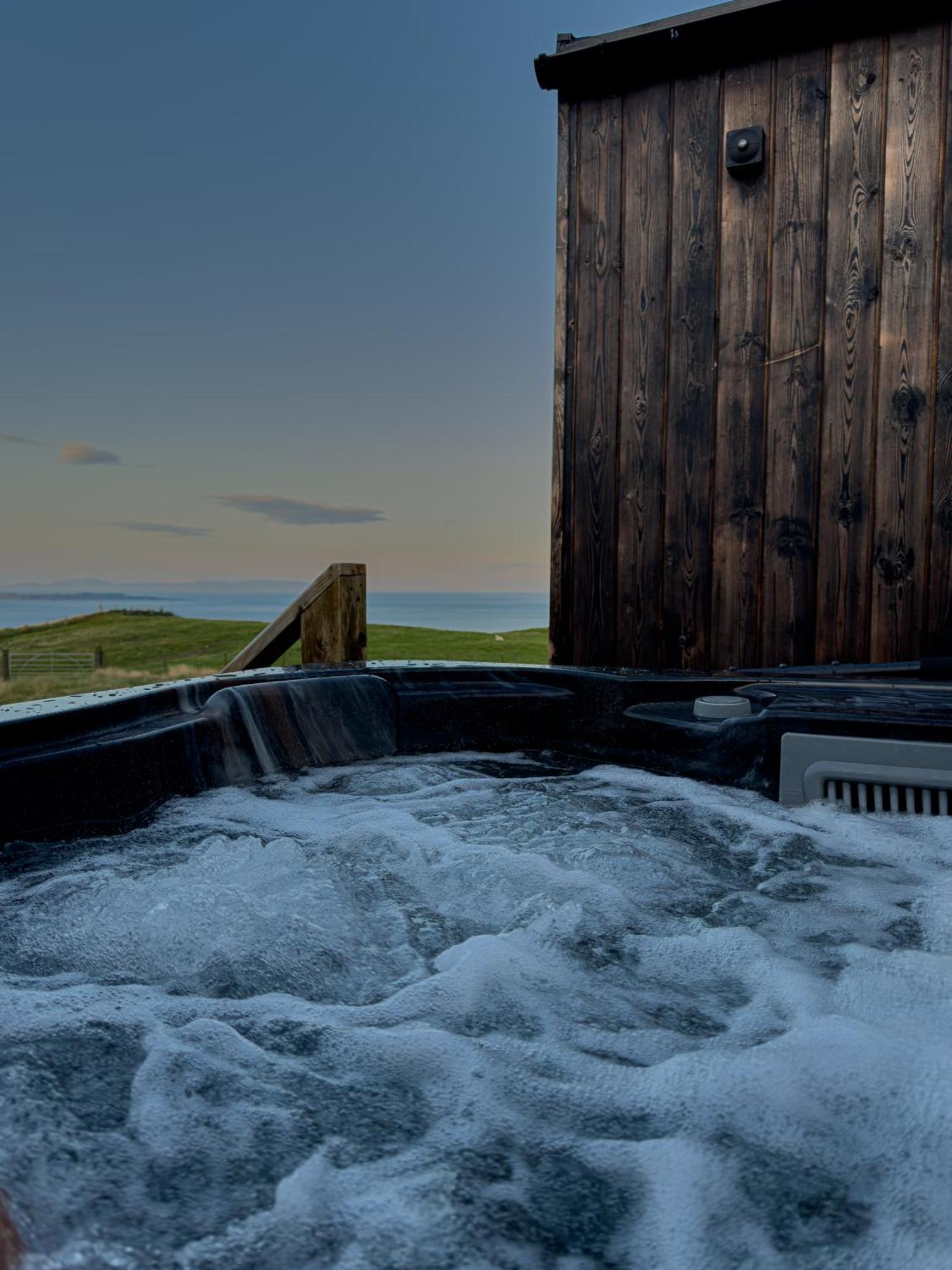 Carrick-A-Rede Luxury Retreat Ballintoy Causeway Coast Exterior foto